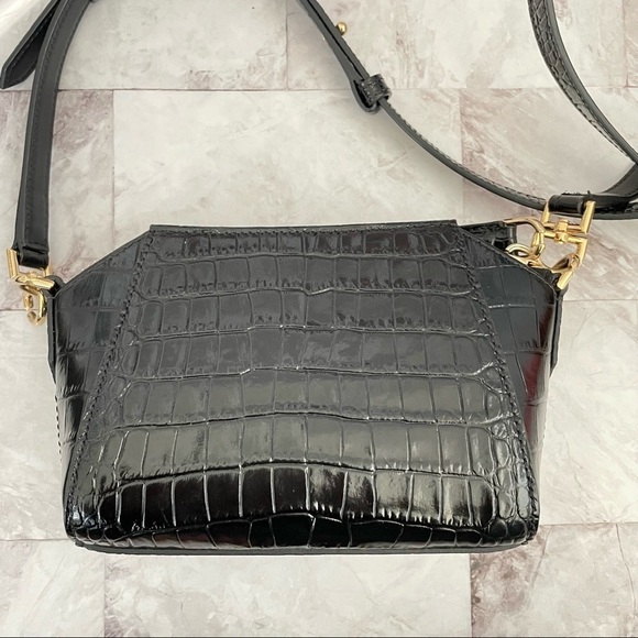🆕 Authentic Givenchy Nano Antigona in Black Croc - Picture 8 of 12